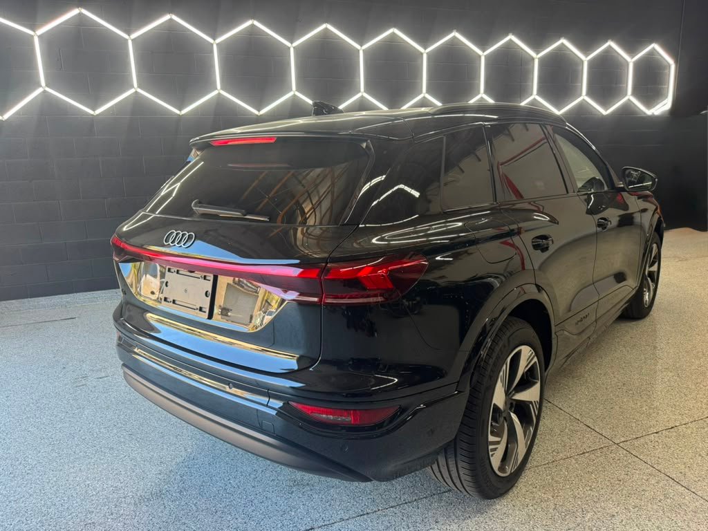 Audi Q6