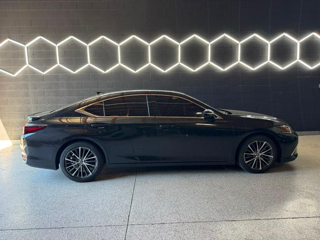 Lexus ES300h